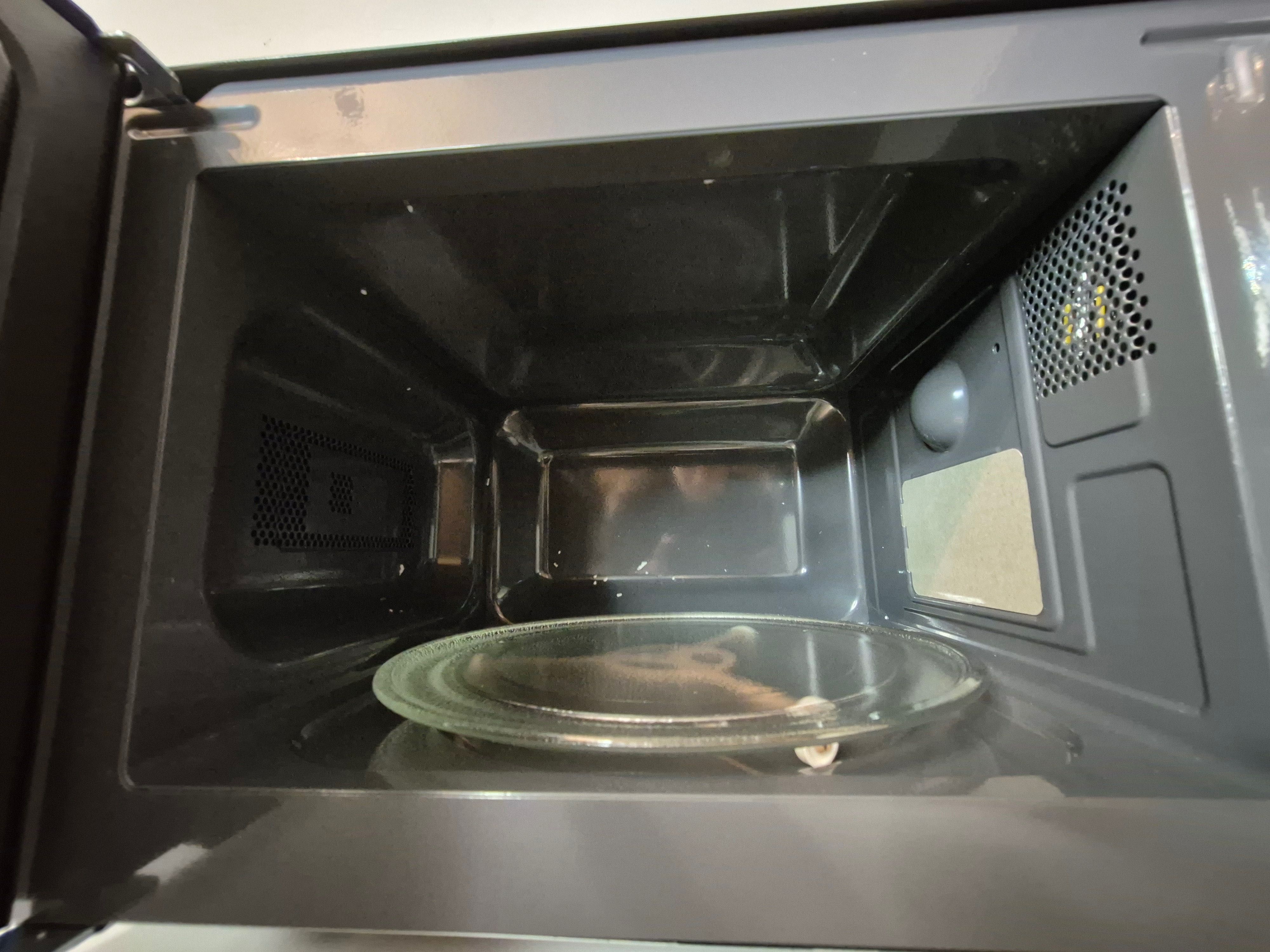 Kuchenka mikrofalowa Toshiba  MW2-MM20P(BK)