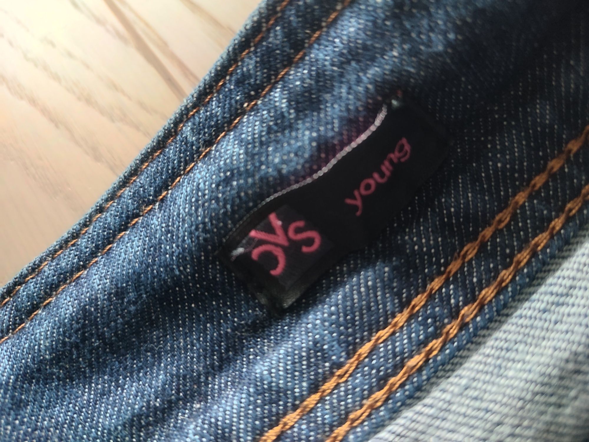 Mini spódniczki, jeans, materiał, każda szt za 10zł