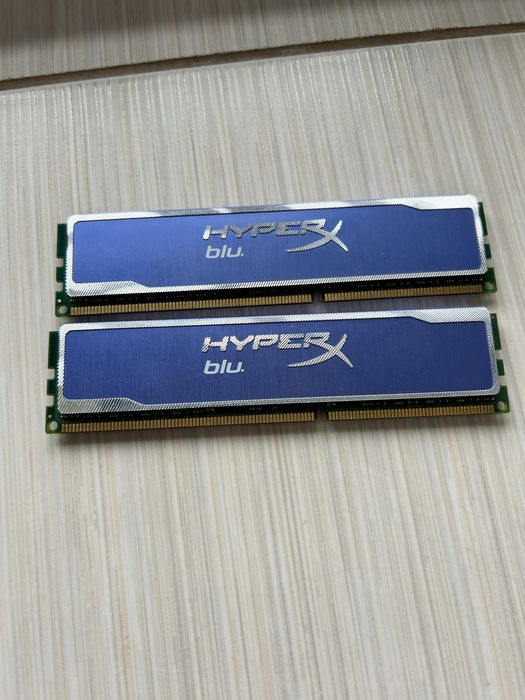 Продам оперативну память ddr 3 1600 mhz комплект 8 gb