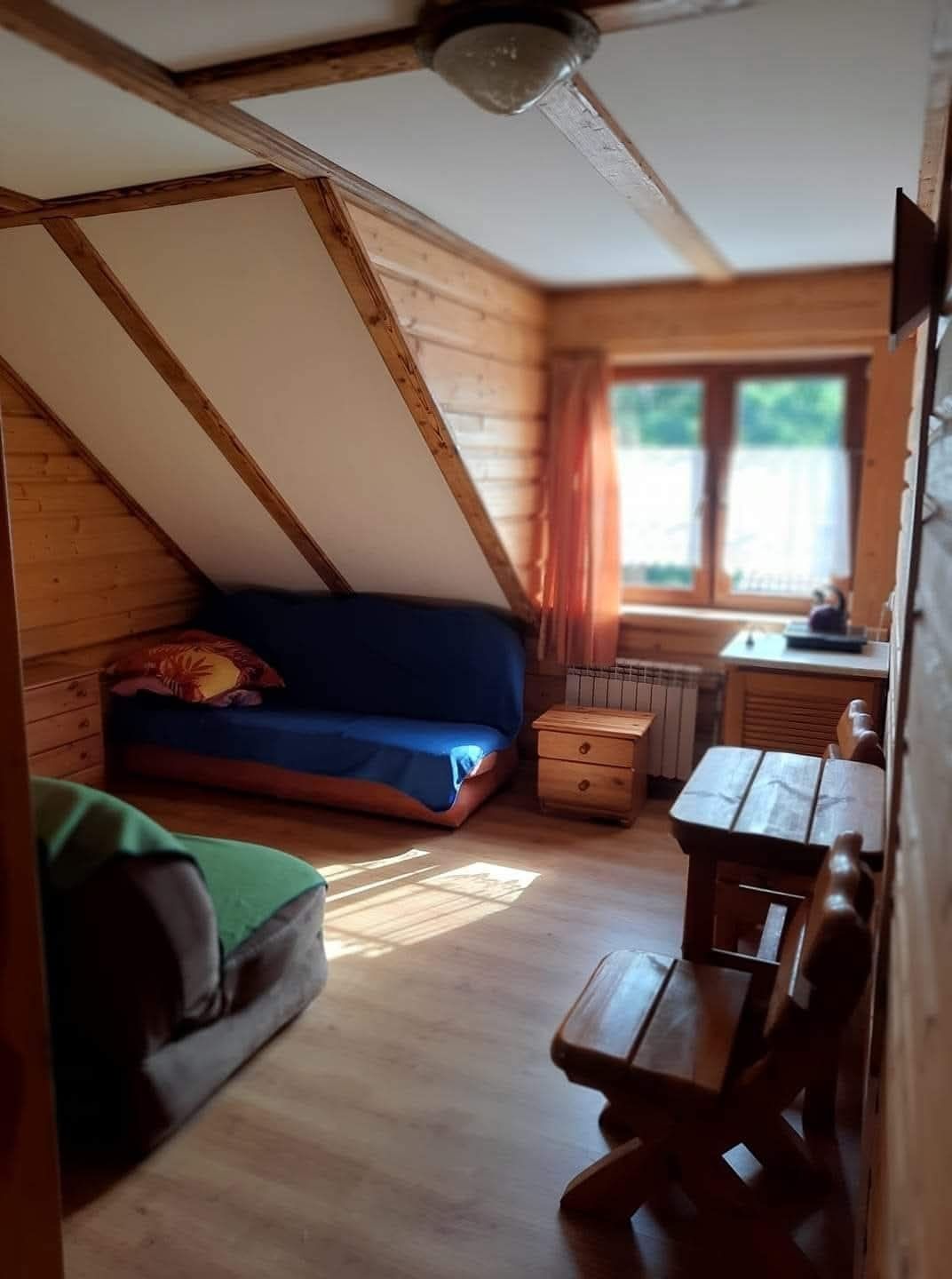 Domki i pokoje w Bosmanie