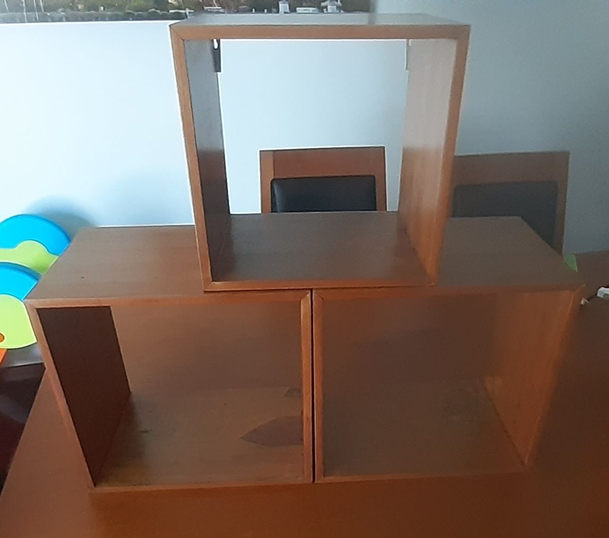 Cubos madeira parede