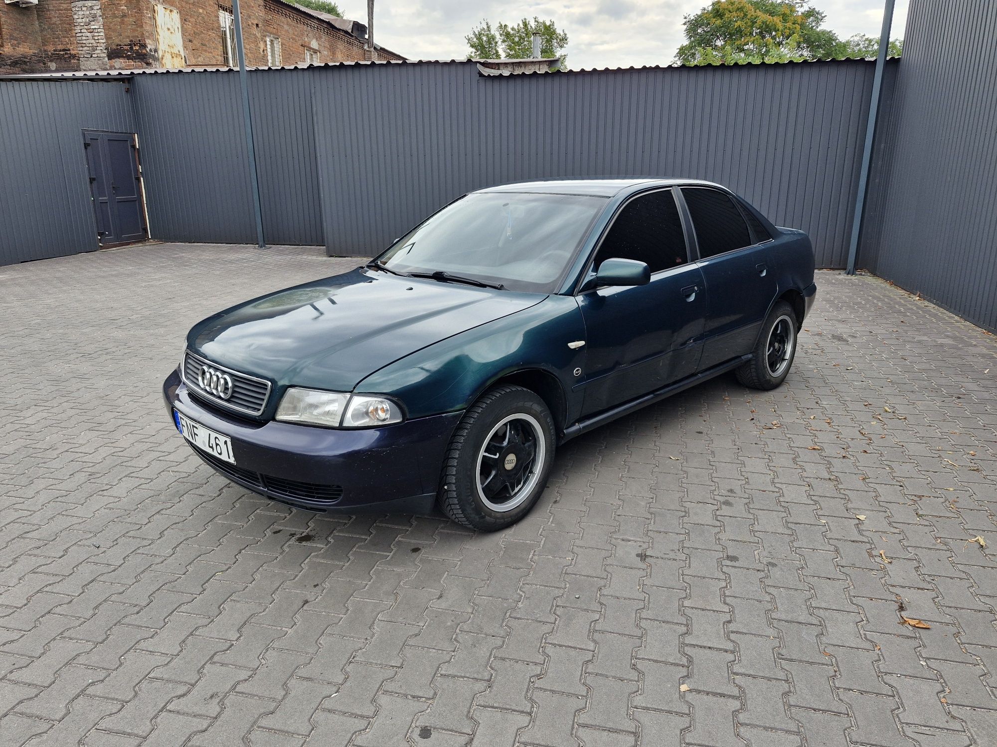 Продам Audi A4 * В идеале*