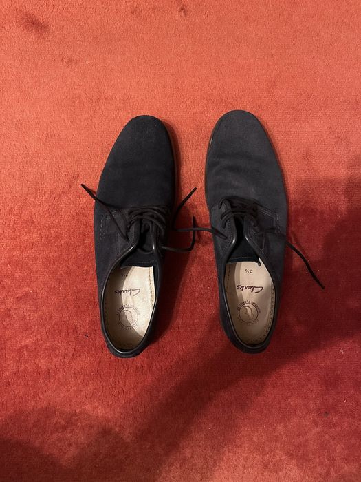 Черевики замшеві Clarks темно синього кольору 41.5 бу