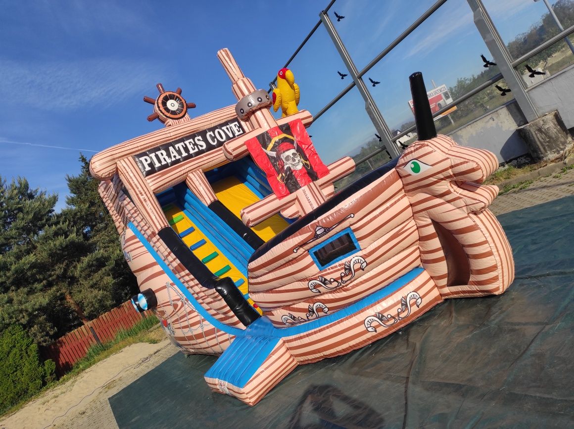Statek piracki Rekin dmuchane zjeżdżalnie mega zabawa dla dzieci wynaj