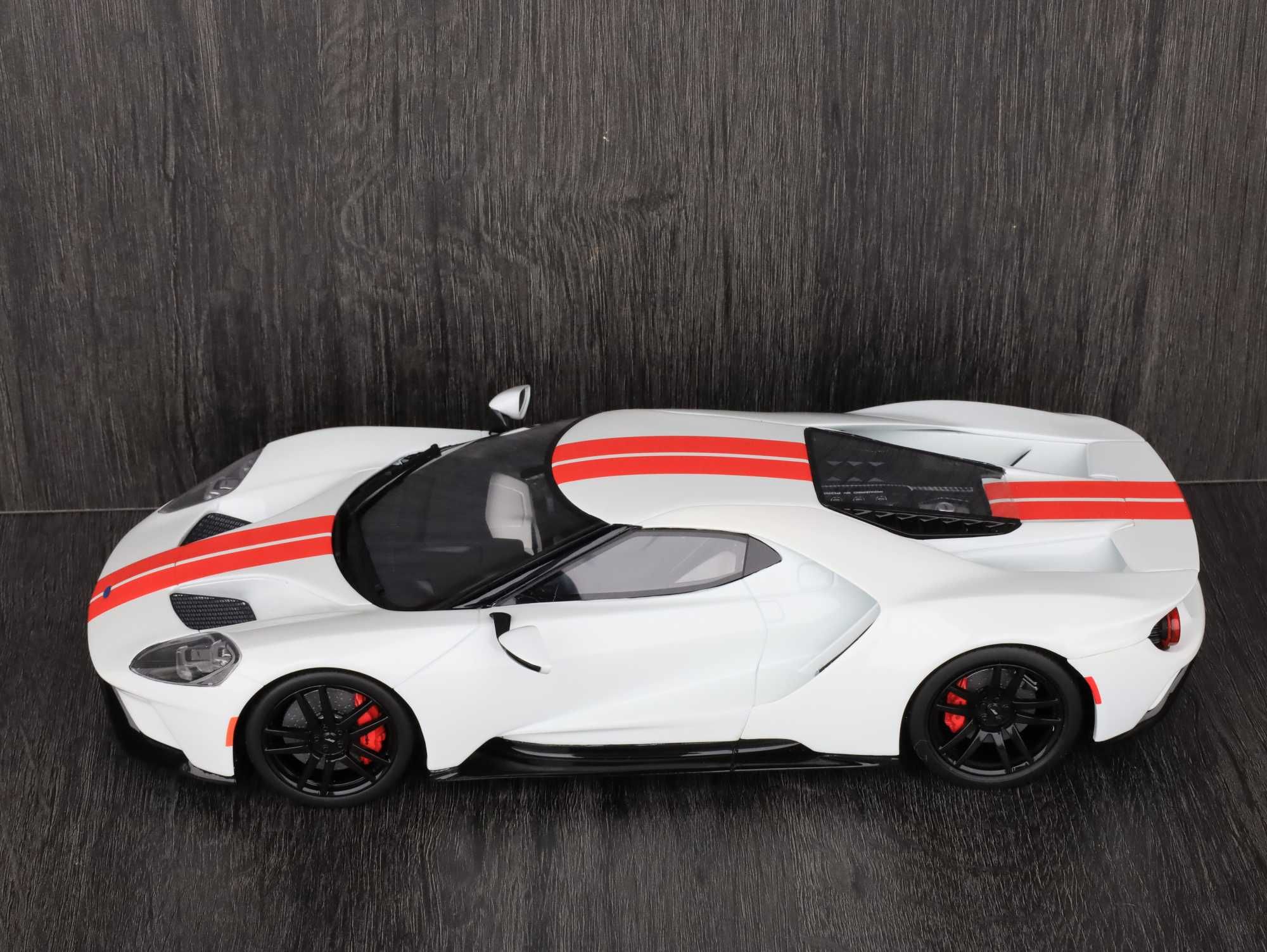 Ford GT 1:18 GT Spirit