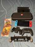 Nintendo Switch V2 zestaw z padem i etui + 3 gry