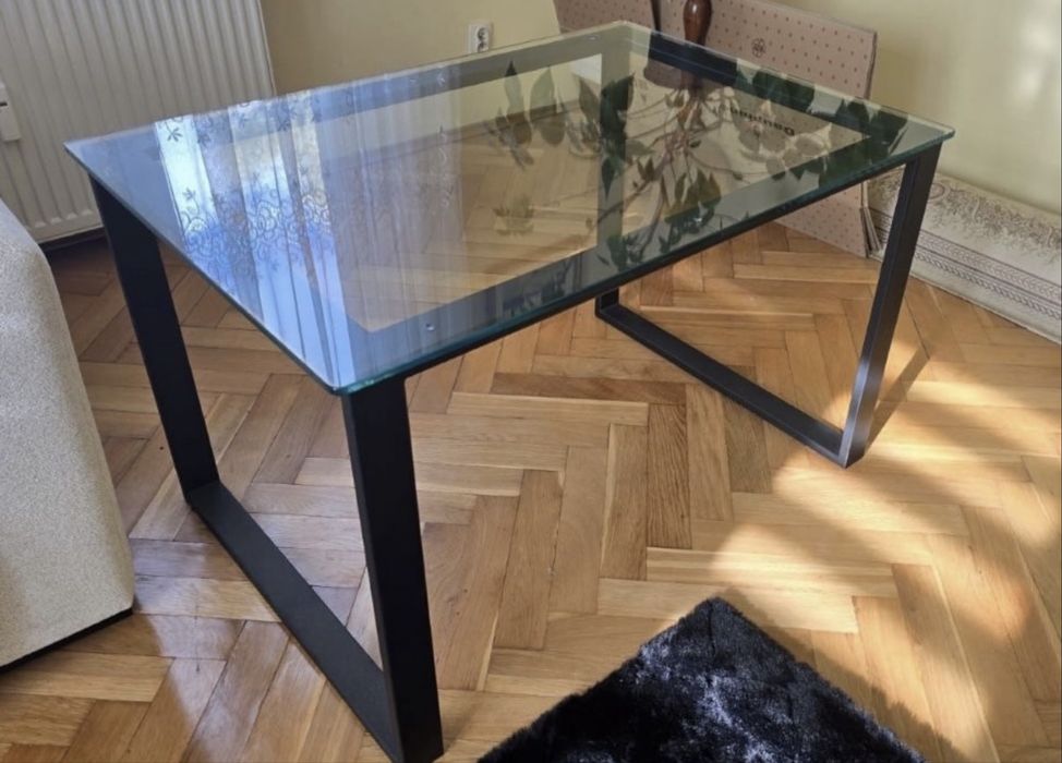 Szklany stolik kawowy czarna ława stół szklany