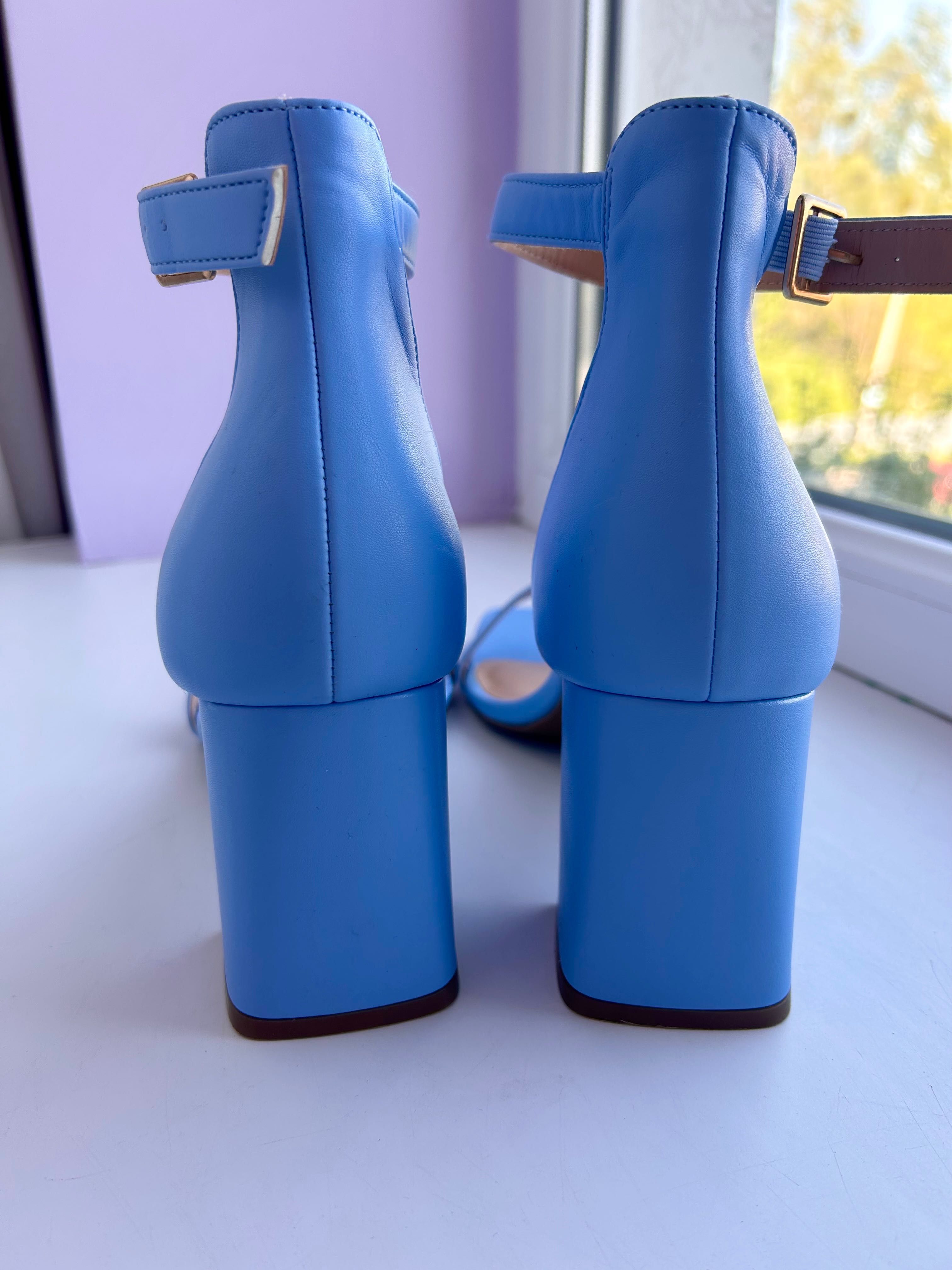 Блакитні літні  (туфлі) босоніжки 42 розмір