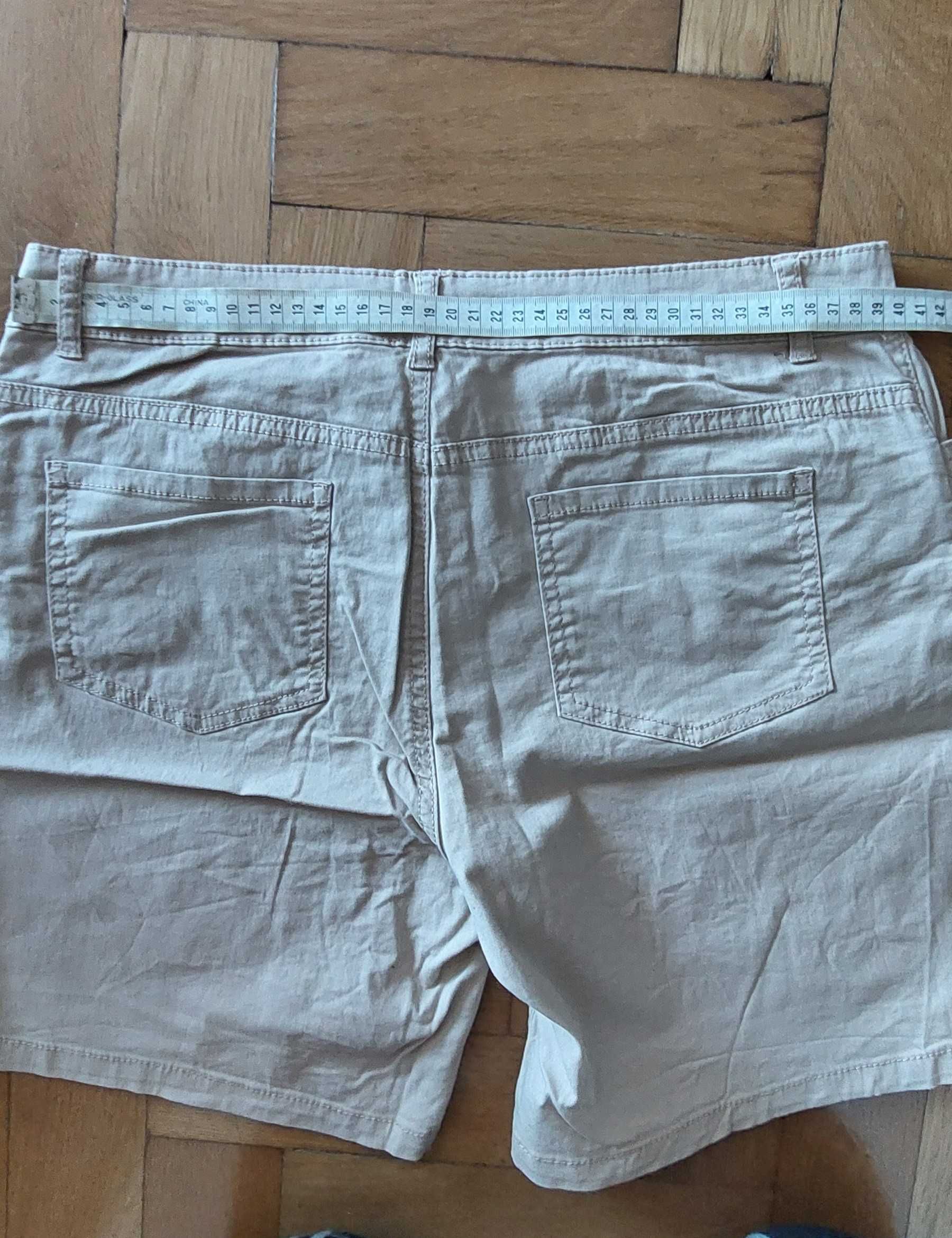 Krótkie spodenki, rozmiar 40, InExtenso
