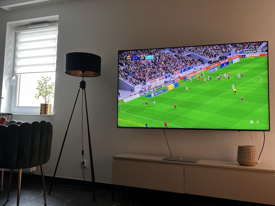 Lampa stojaca salonowa