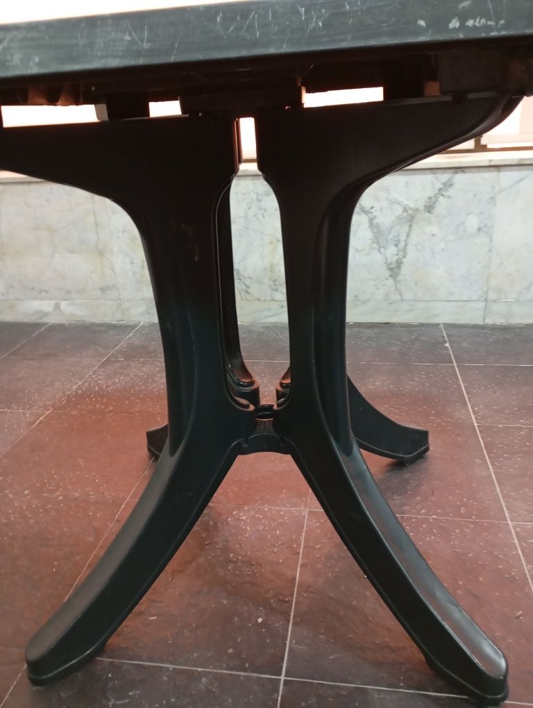 Mesa para exterior