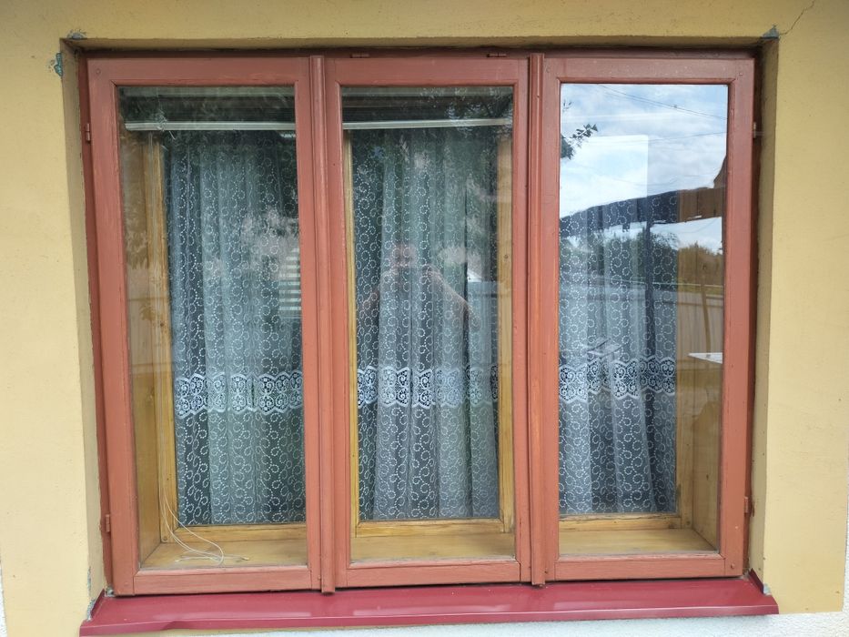 Вікно дерев'яне подвійне