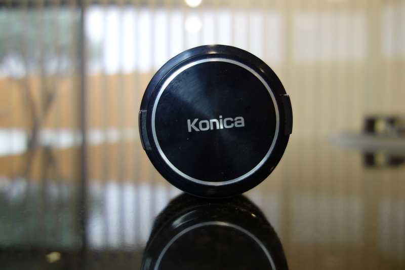 Objectiva manual Konica Hexanon AR 28mm F3.5