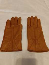 Продам перчатки женские разные