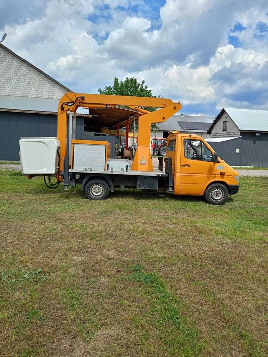 Podnośnik koszowy ESDA 1100 GL - ZWYŻKA - Mercedes Sprinter 2000r.
