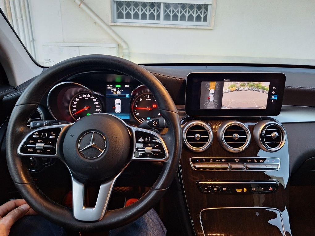 GLC 300 DE HIBRIDO PLUG-IN