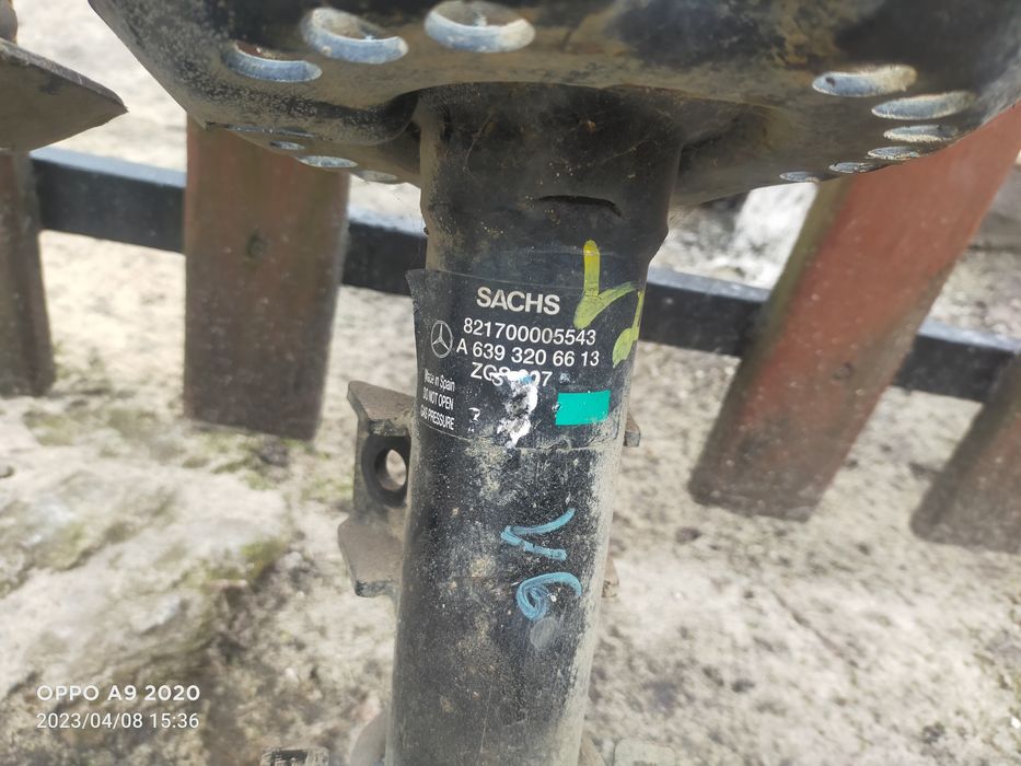 Стойки 639vito-viano