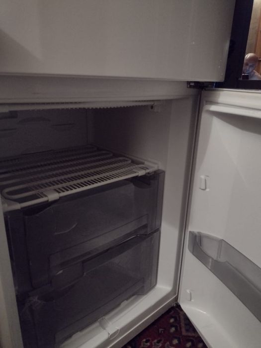 Продам холодильник