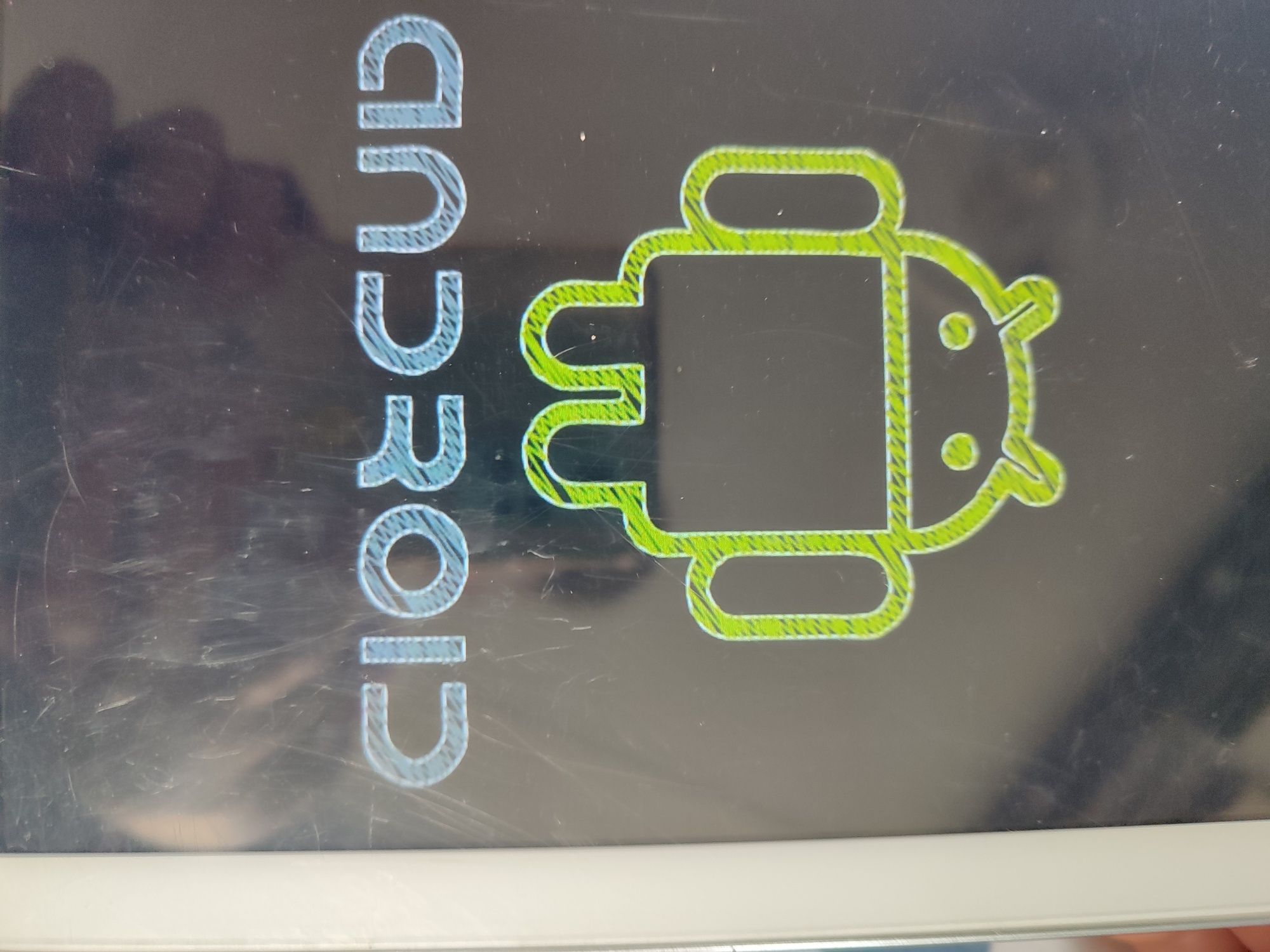 Продаю планшет androi