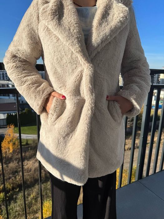 Шуба з штучного хутра