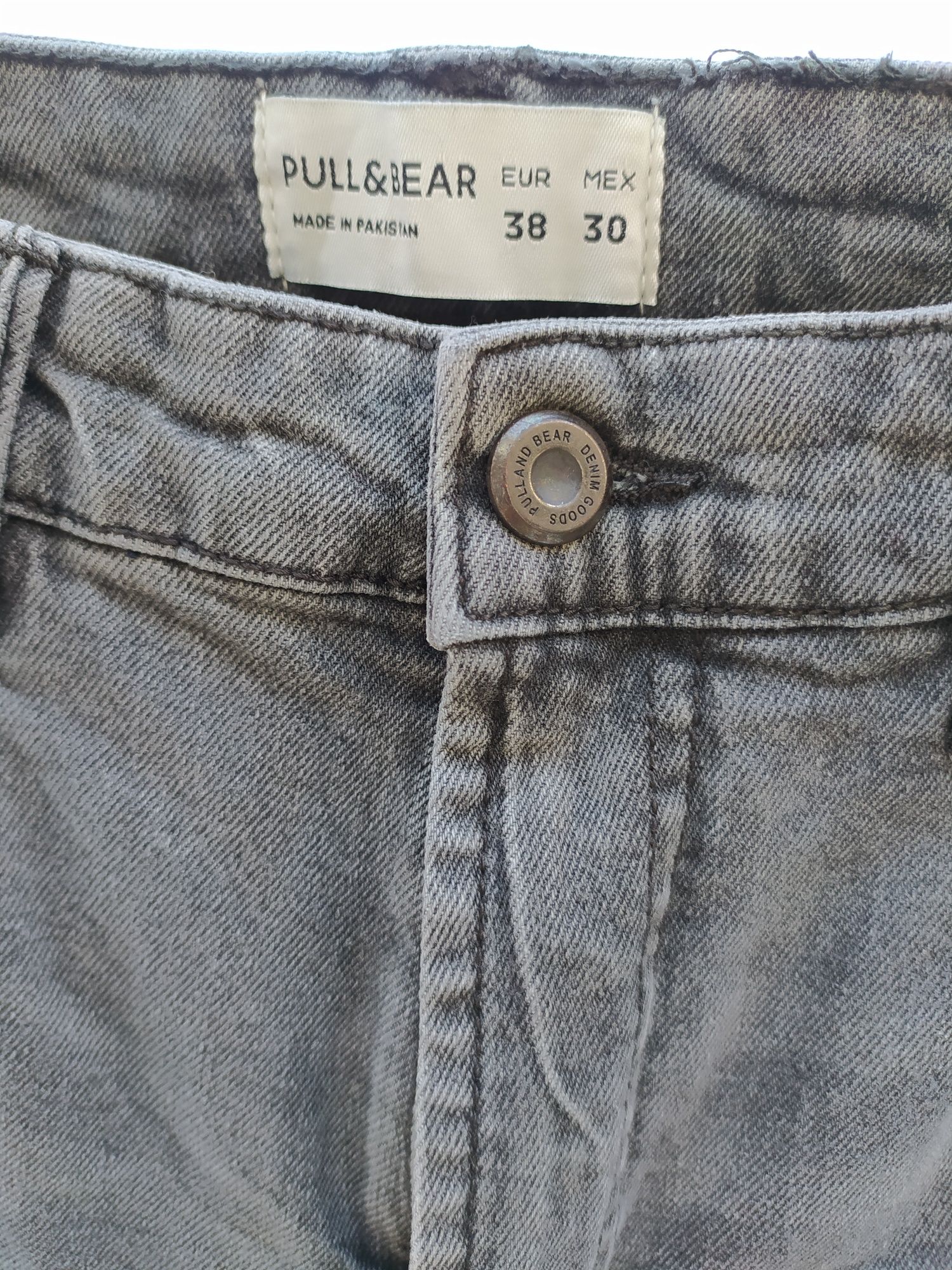 Calça Pull&Bear nova