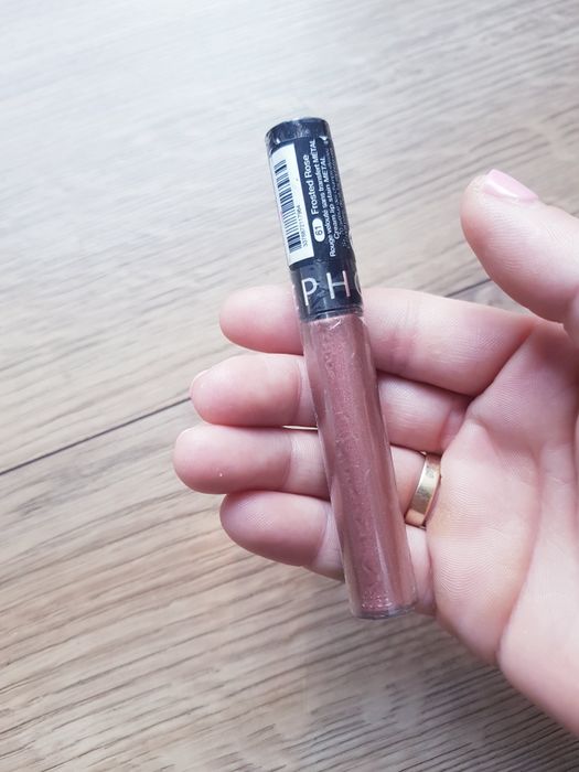 Nowa szminka  pomadka matowa do ust marki Sephora Fosted Rose 61.