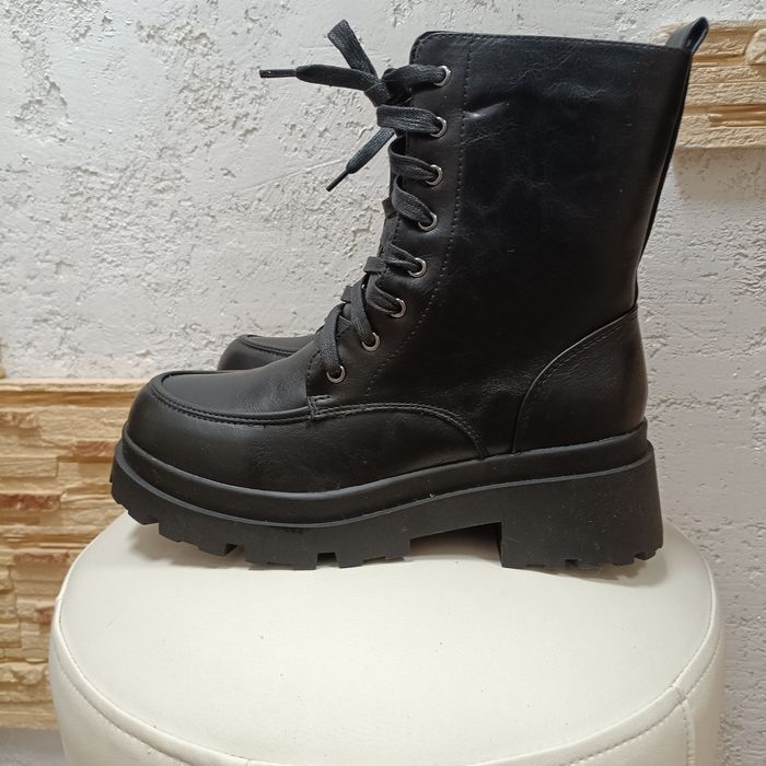 Новые женские ботинки. "LC Waikiki"