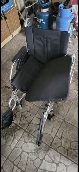 Wózek inwalidzki składany