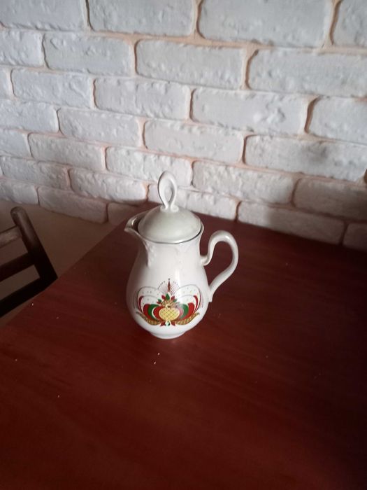 Сахарница и заварник  из сервиза