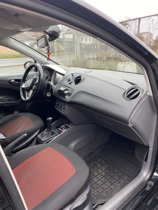 Seat Ibiza 2011 рік 1.6 Дизель