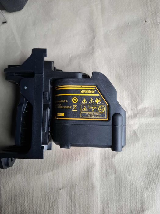 Laser krzyżowy Dewalt