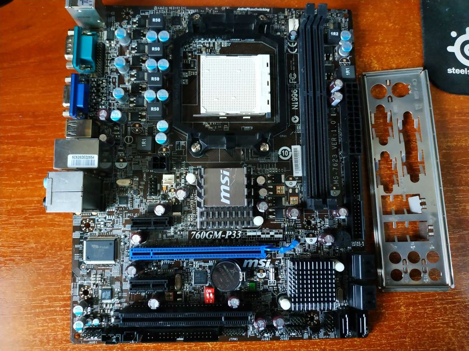 материнка АМ3 MSI 760GM-P33