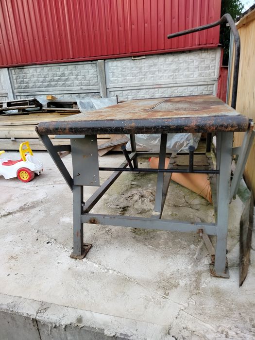 Stół do cyrkulatki