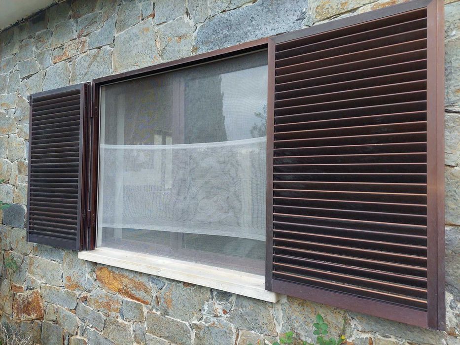 Caixilharia Alumínio, Janelas, portas, sacadas completas