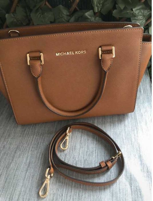Mala Michael Kors Selma Medium Stachel