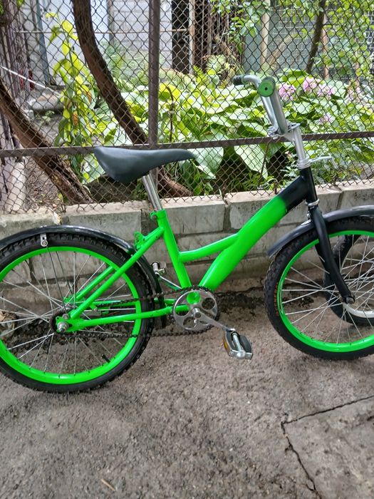 Два велосипеда подростковый