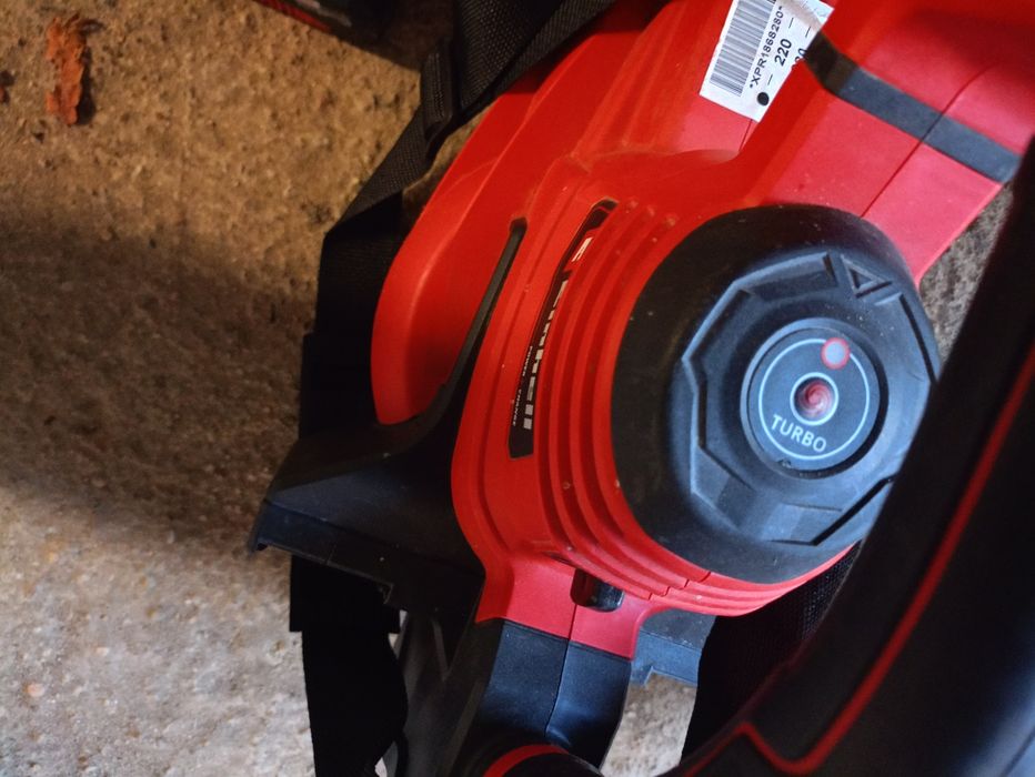 Dmuchawa do liści z odkurzaczem 2w1