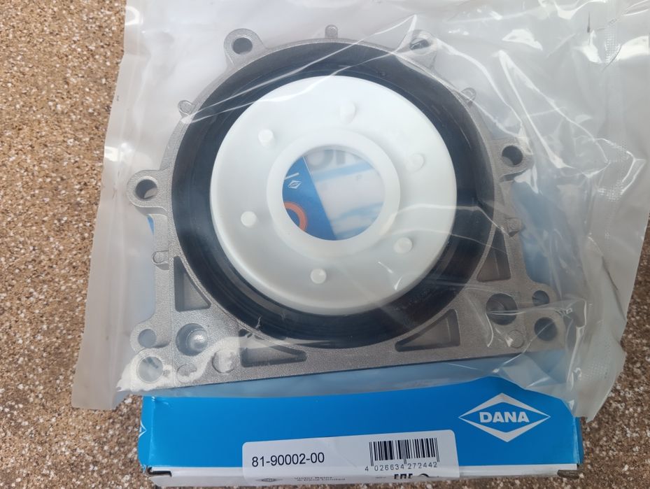 Сальник колінвалу задній mercedes sprinter c-class om611 om646 ом612