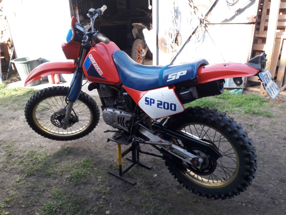 Suzuki SP 200 zarejestrowany 1986
