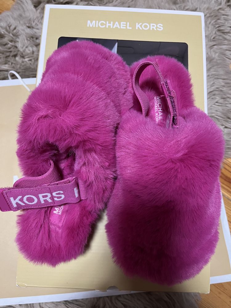 Michael Kors kapci pantofle buty z futerkiem r 36 różowe klapki