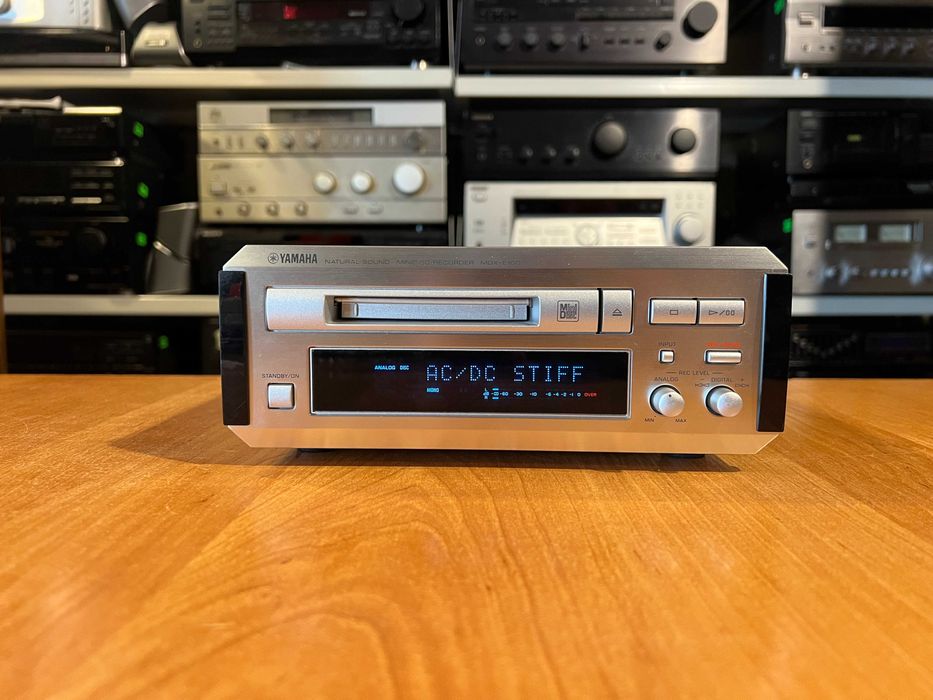 Odtwarzacz MiniDisc Yamaha MDX-E100 PianoCraft, Audio Room