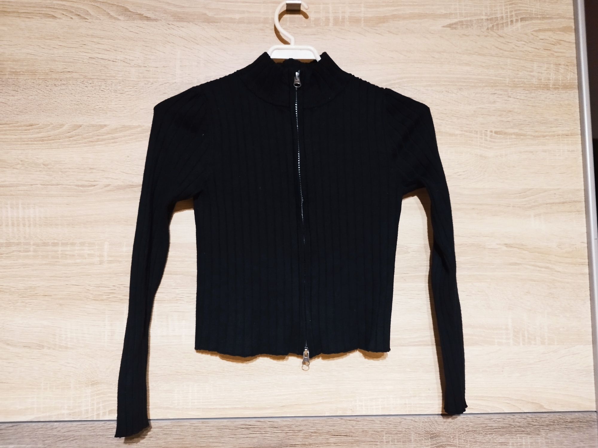H&M Bluzka Ccrop top prążek na zamek 146-152