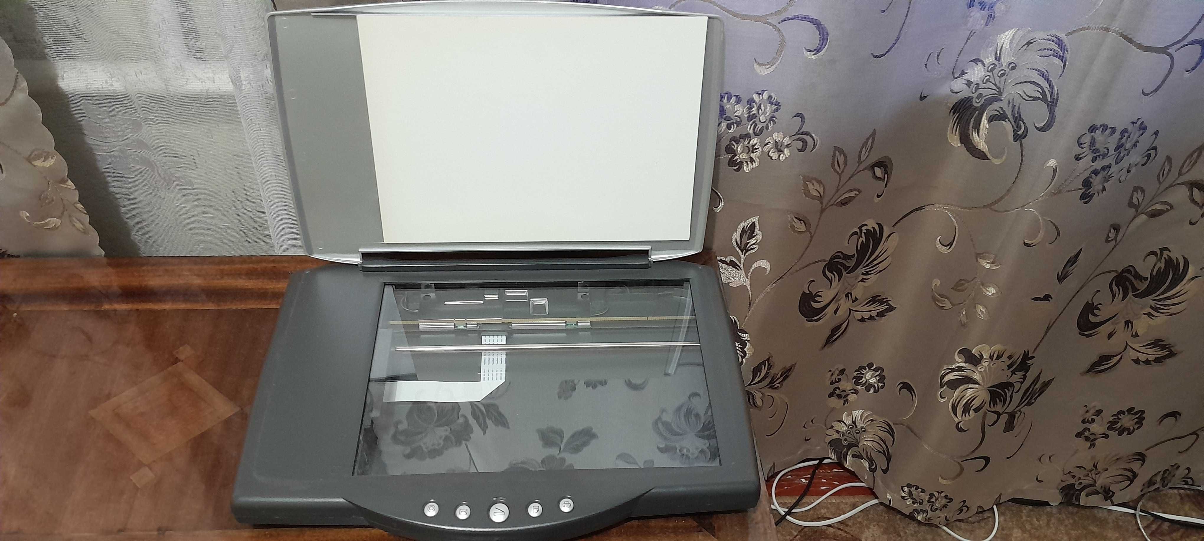 Продам сканер Xerox