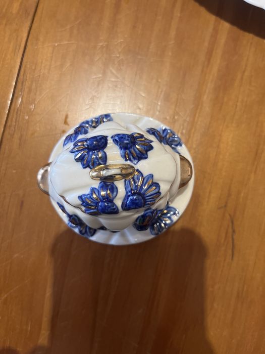 Terrina miniatura em porcelana
