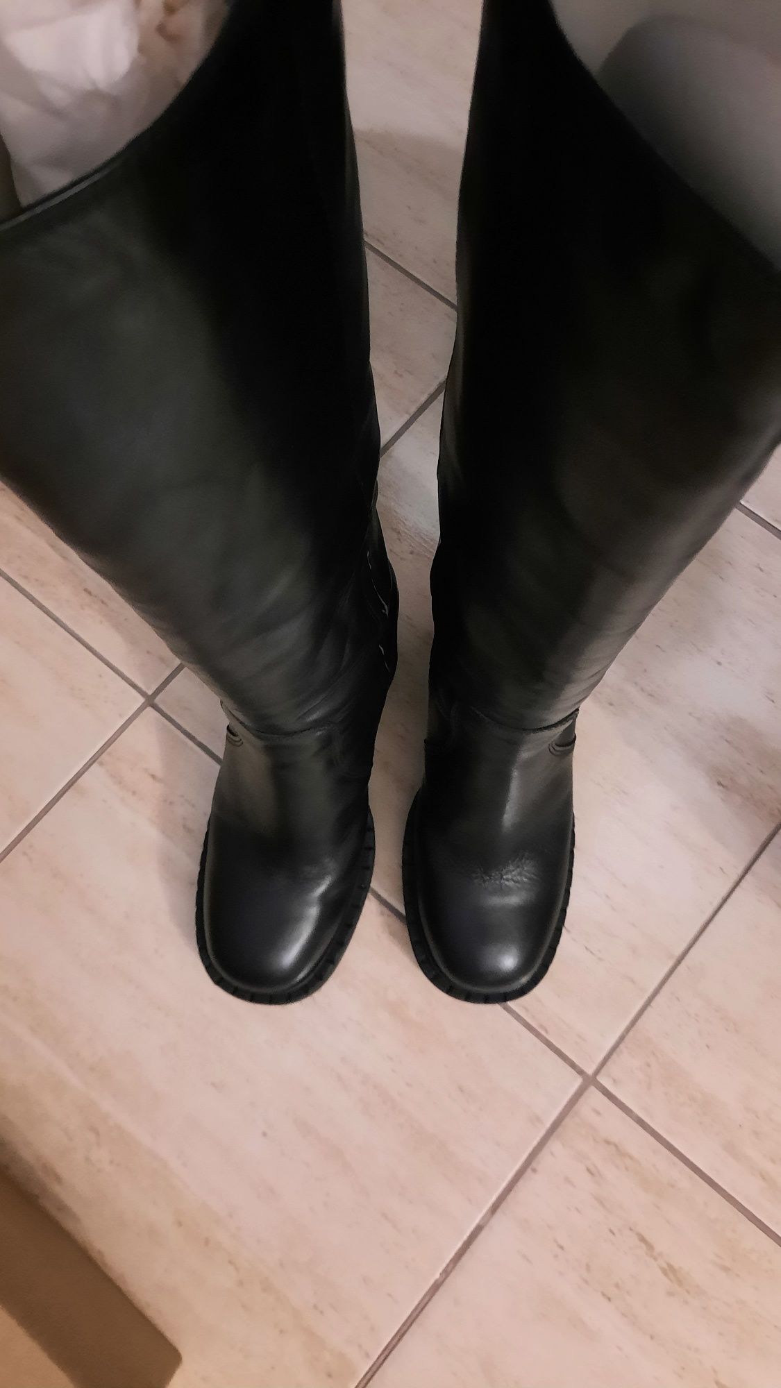 Kozaki skórzane Solo Femme r.39