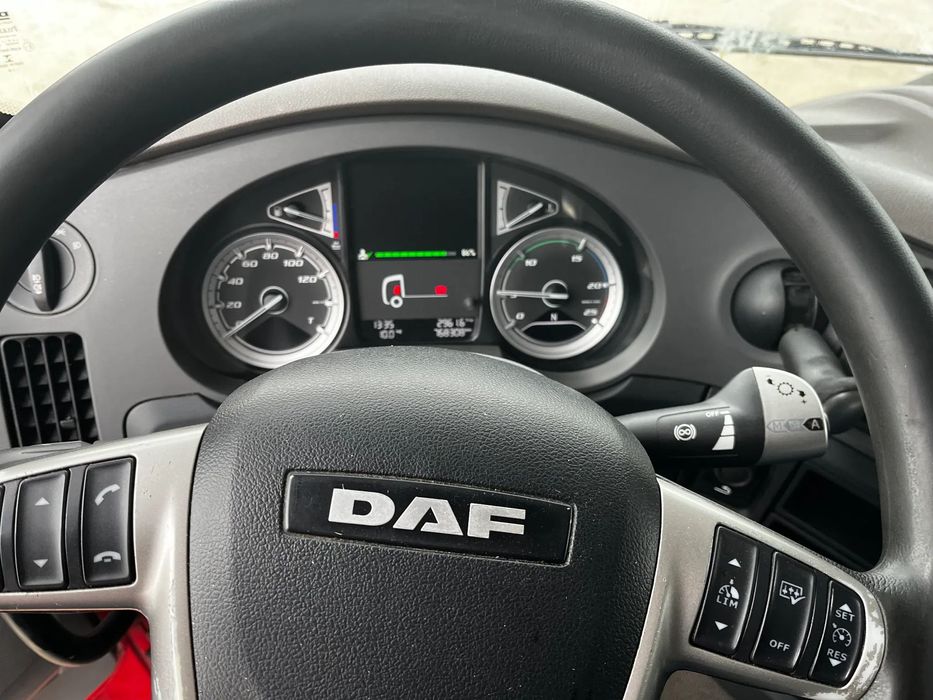 DAF 480 XF  Lod Deck/ Pierwszy właściciel/Restarder/klimatyzaja postojowa