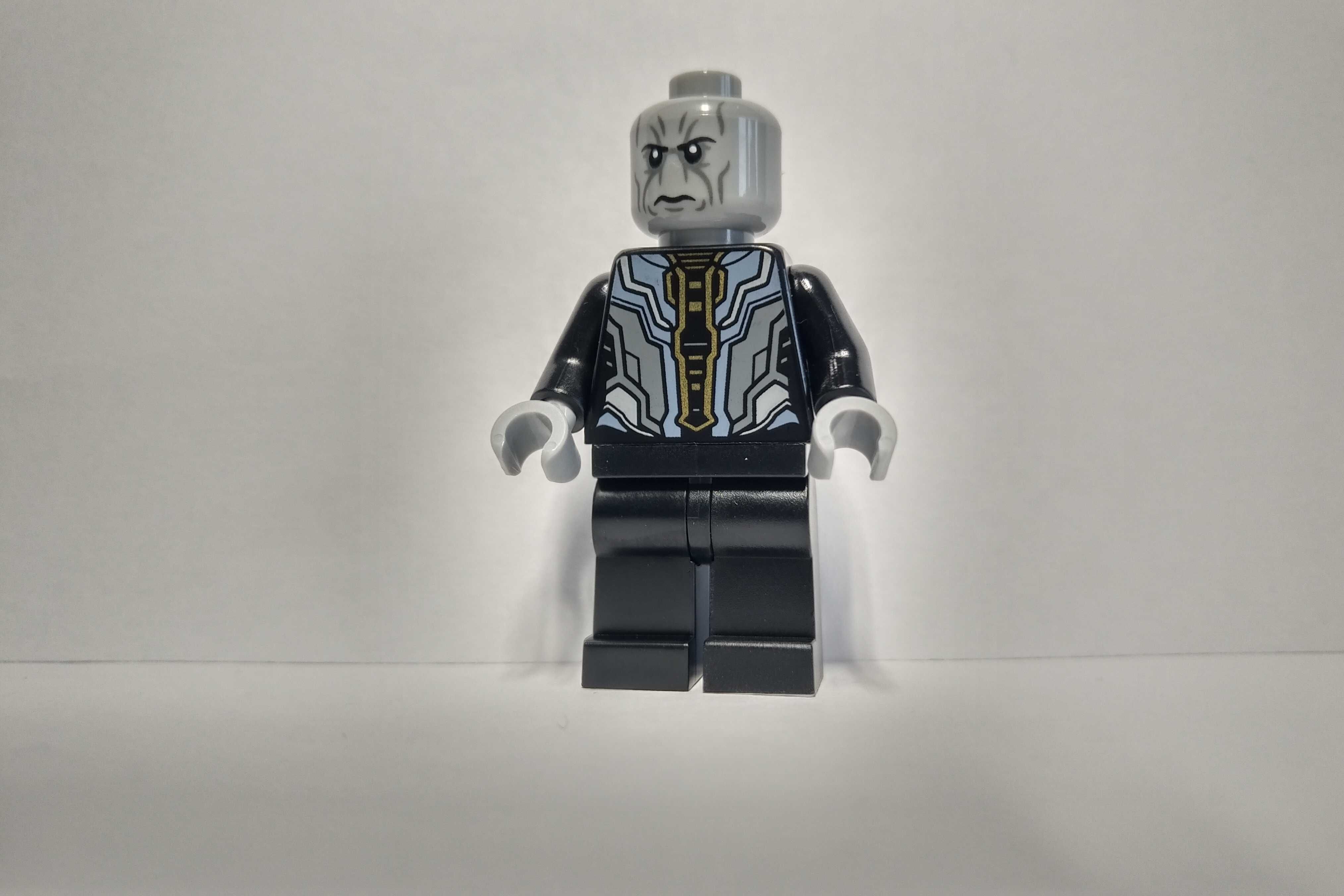 Lego Marvel figurka sh827 Ebony Maw z zestawu 76218