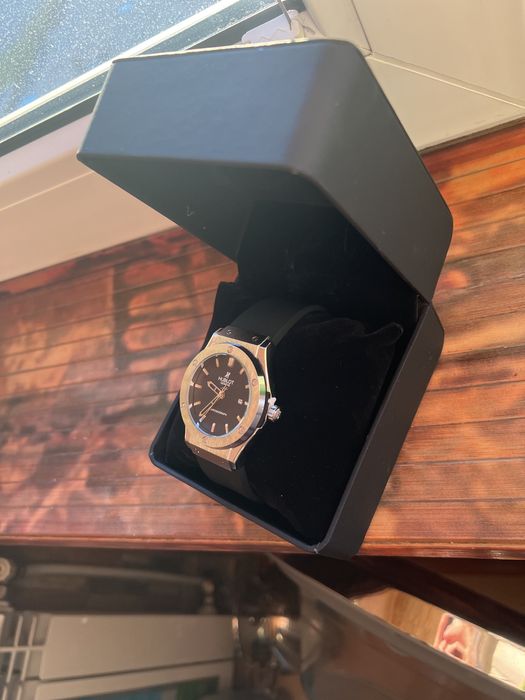 Часики hublot Genevs