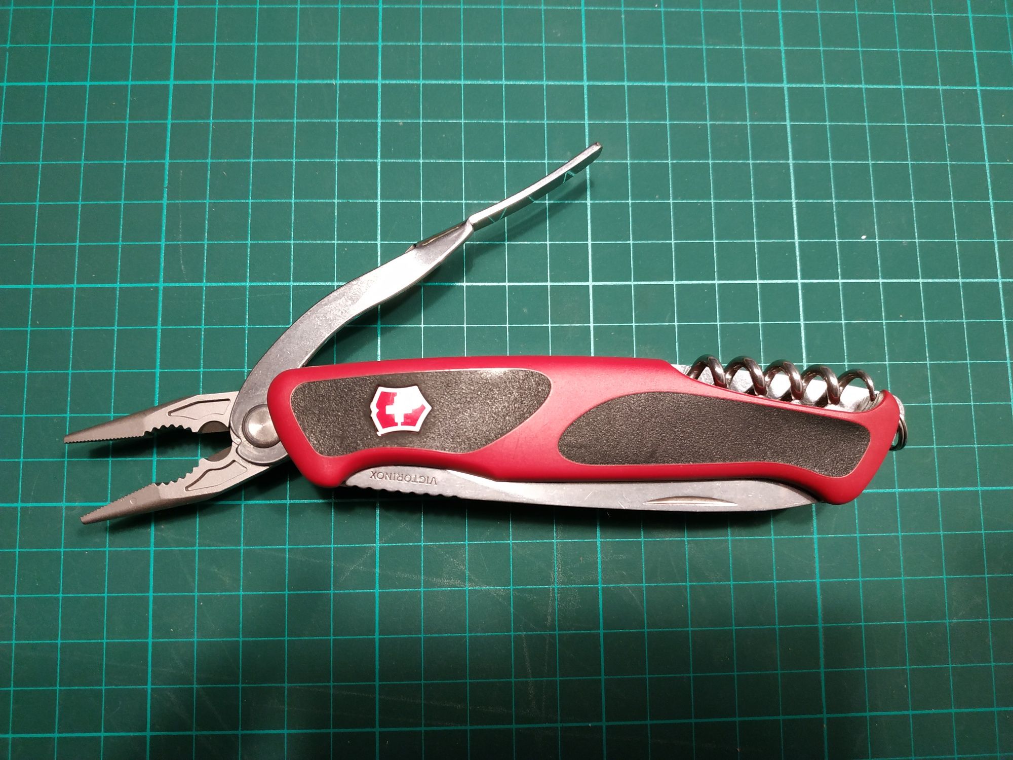 Scyzoryk Victorinox Ranger 74 Grip