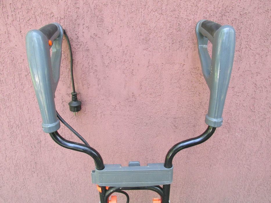 Культиватор электрический KRAFT.